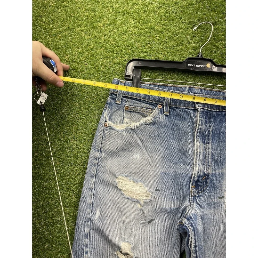 Levis shop confidence